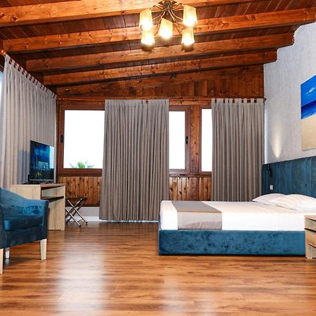 Hotel Majestic Дуррес Екстер'єр фото